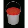 Challenge Minnow Bucket 4qt -Fishing Shop Minnow Bucket 4qt 74629850055 image1 34363.1384561030